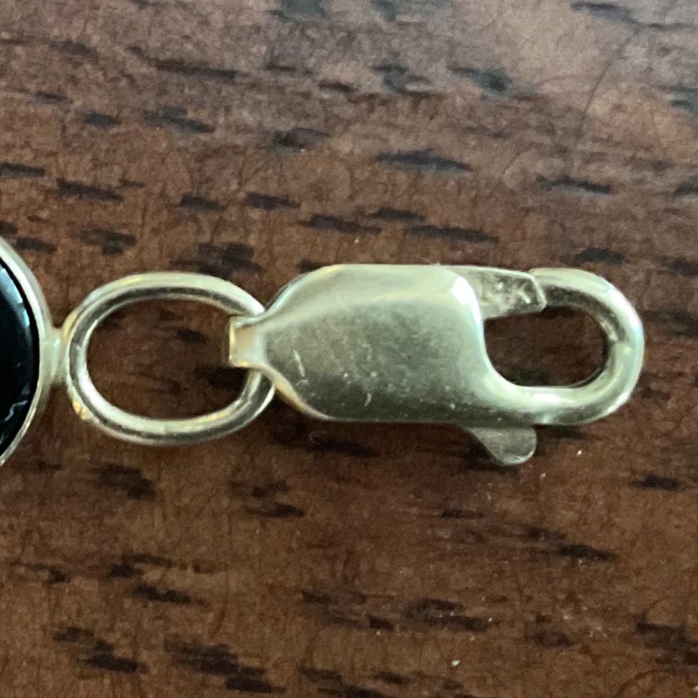 14k and onyx bracelet - Picture 3 of 5
